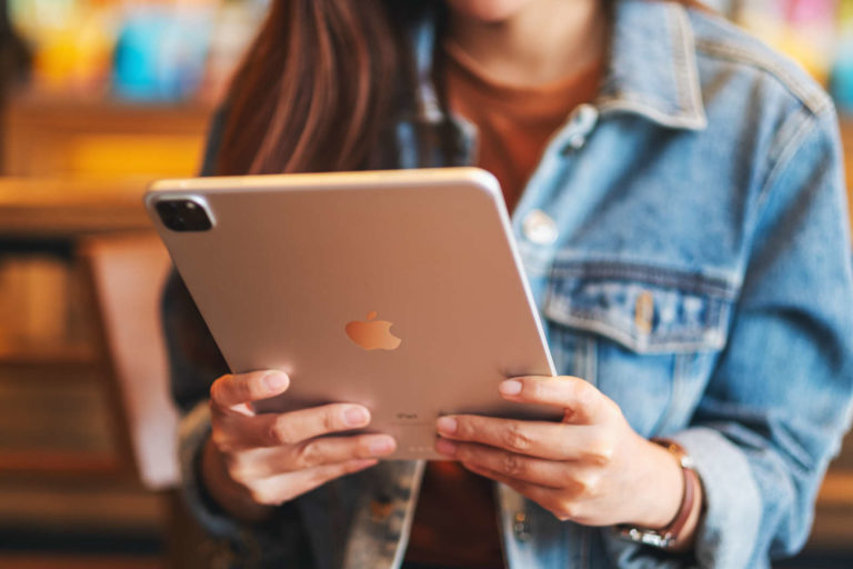 Die 5 besten iPad Pro 11 Zoll 2020 Schutzfolien von ESR